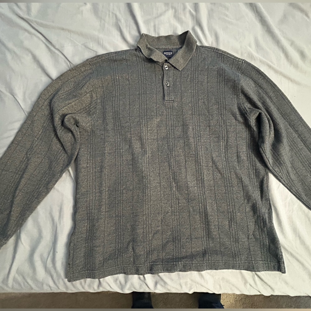 Arrows USA 1851 Thick and classic sweater/two button button up